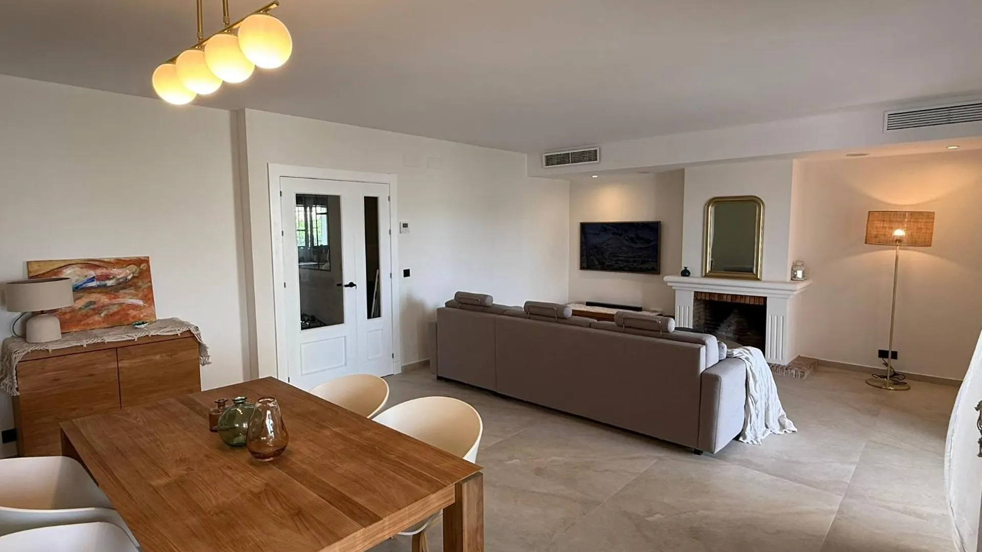 Townhouse With Garden Apartment Estepona